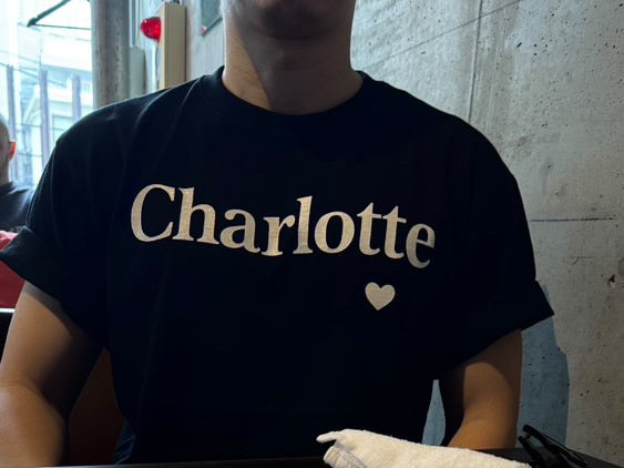 CharlotteロゴTシャツ
