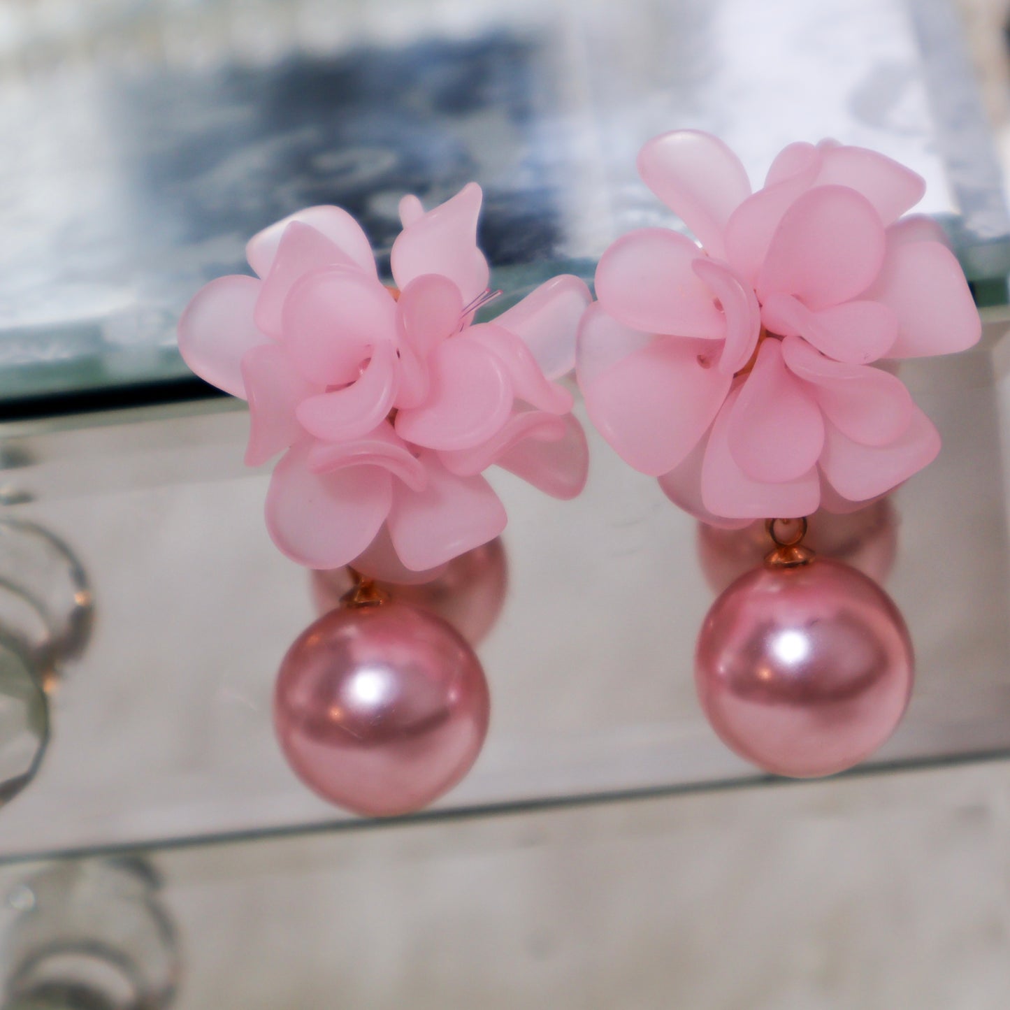Fleur pétale perleピアス