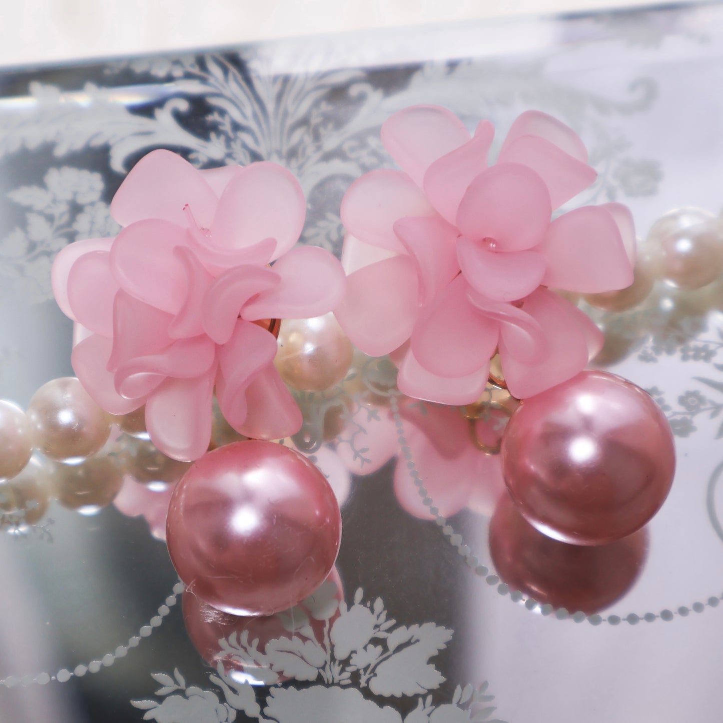 Fleur pétale perleピアス