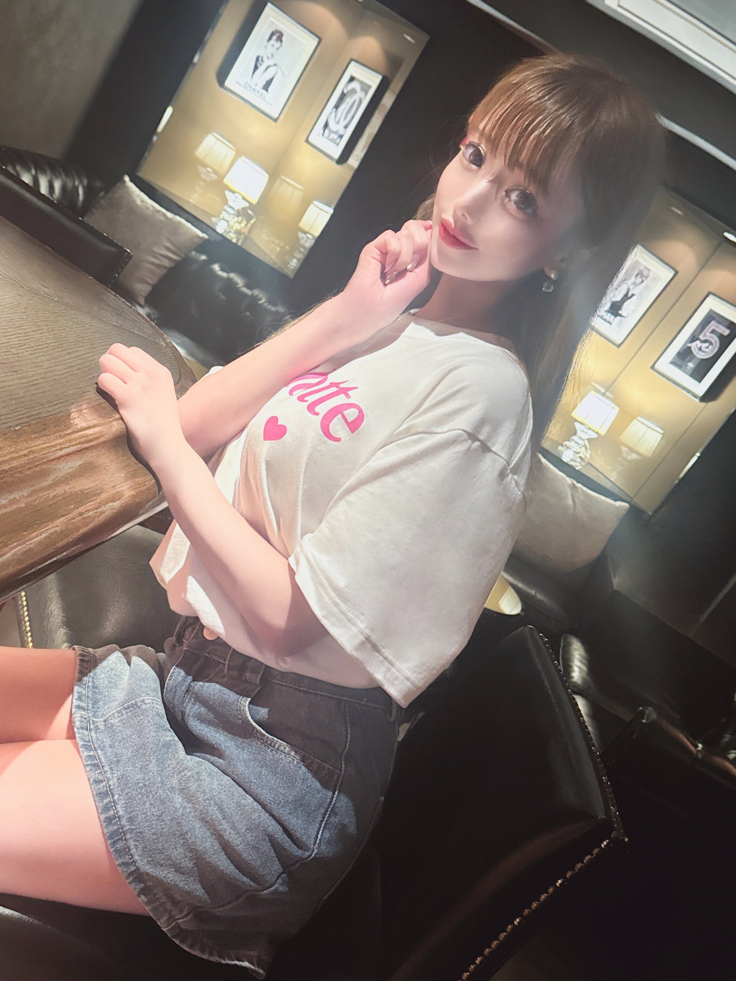 CharlotteロゴTシャツ