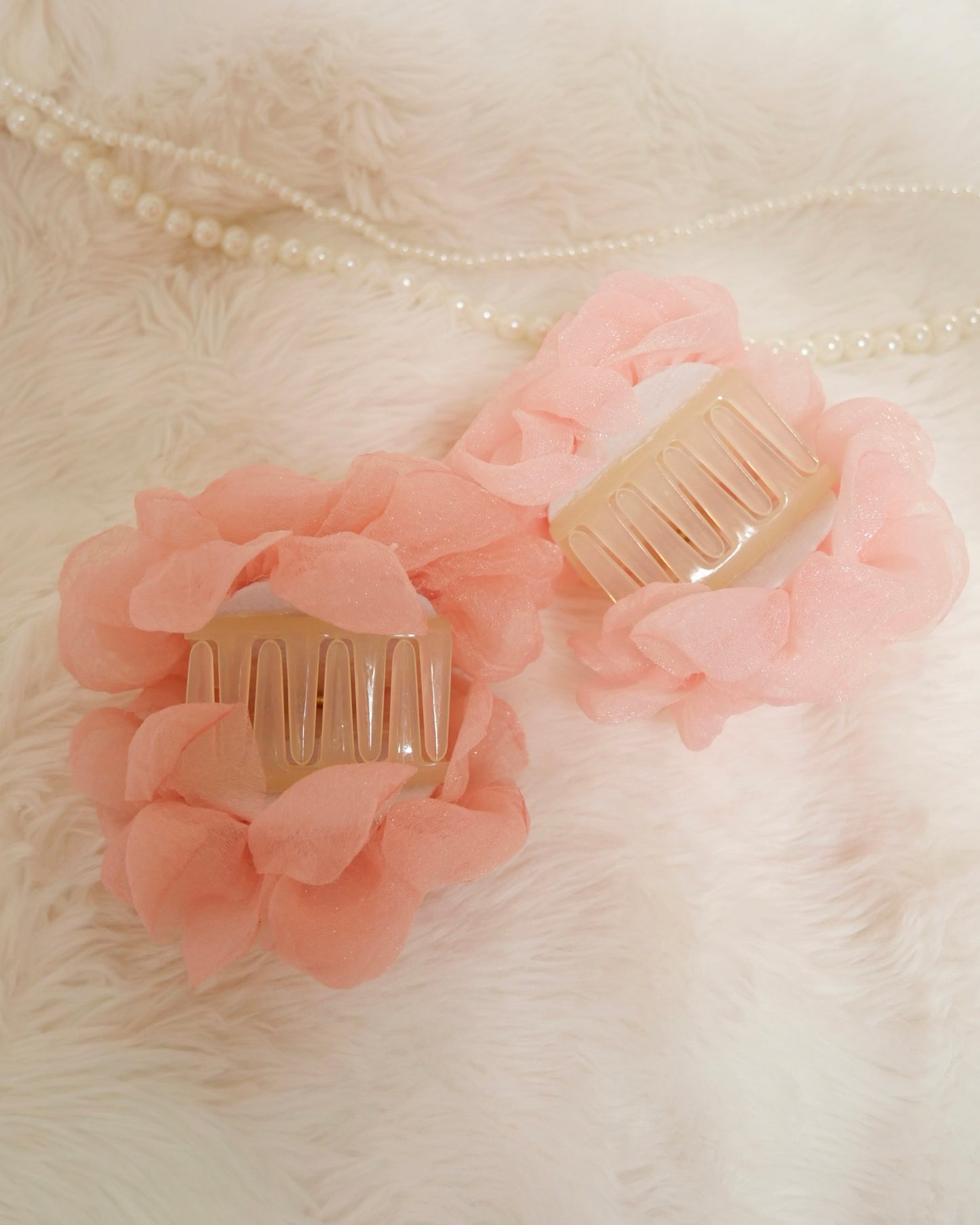 Rose シアーヘアクリップ