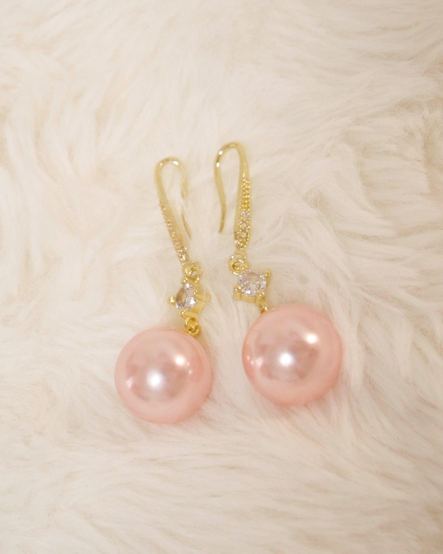 Roséeパールピアス