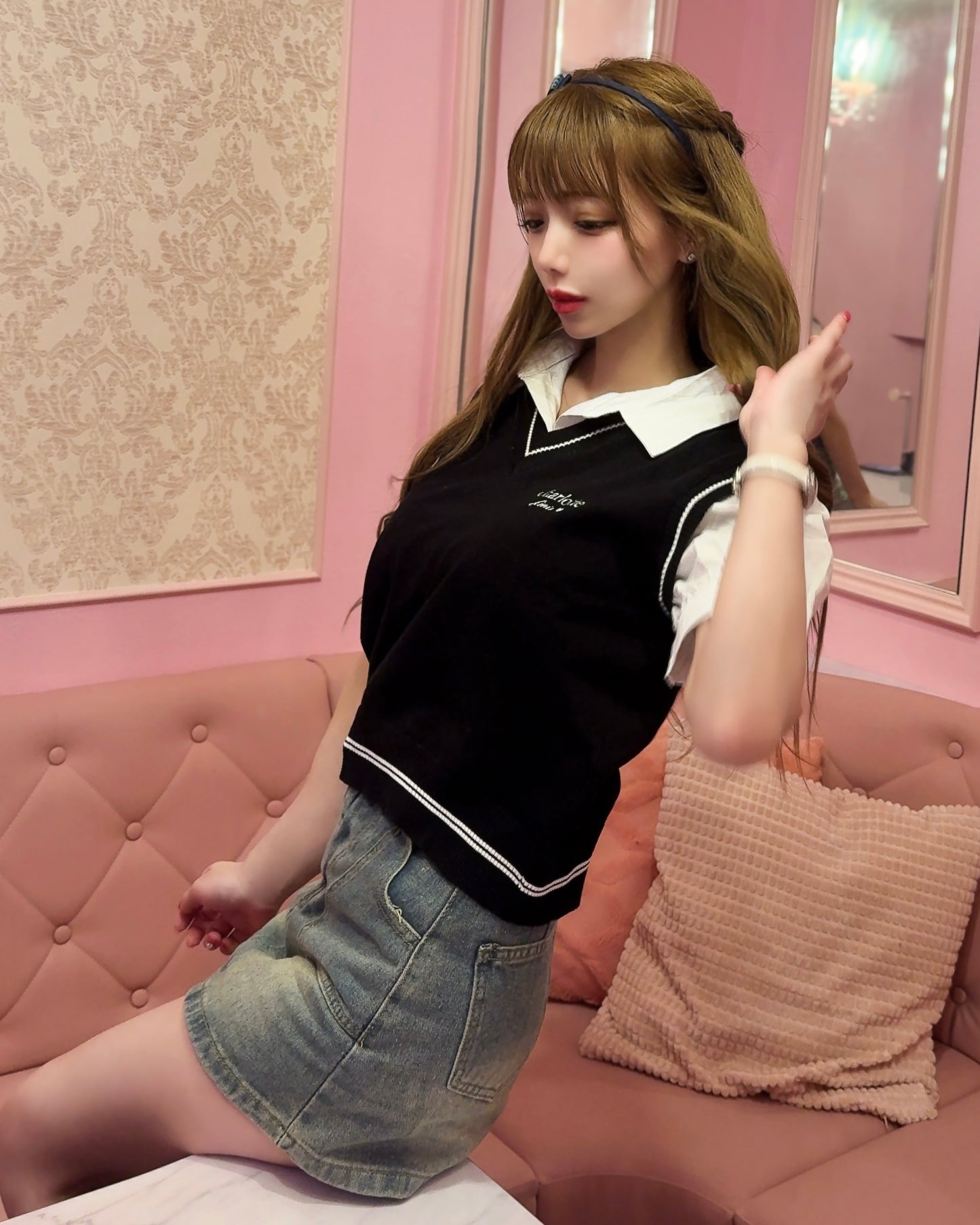 Charlotteドール襟付きニット