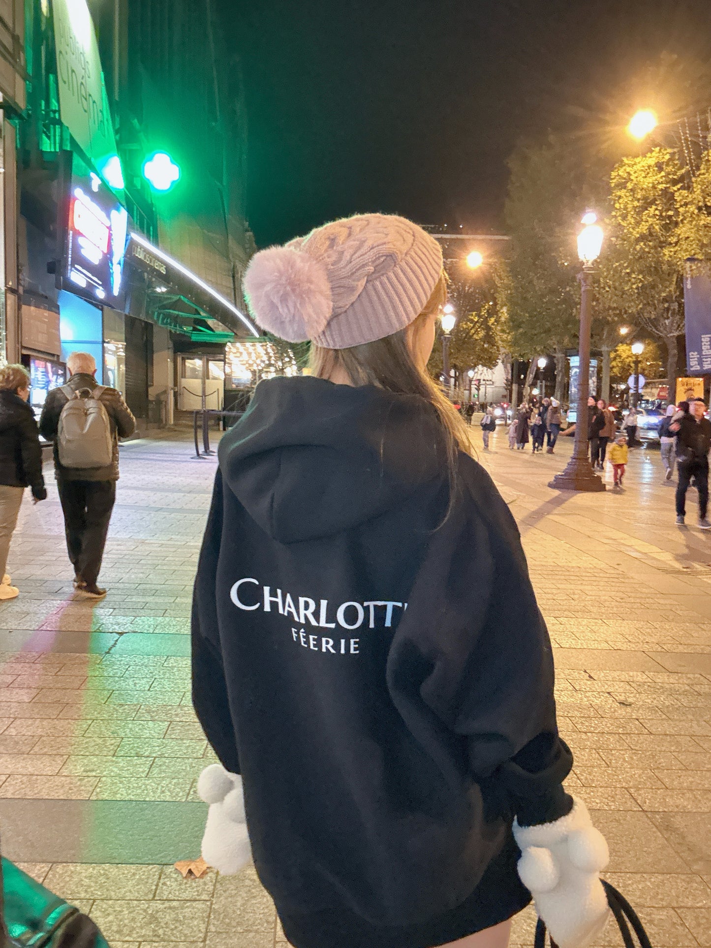 Charlotteジップパーカー（ブラック）　20%OFF