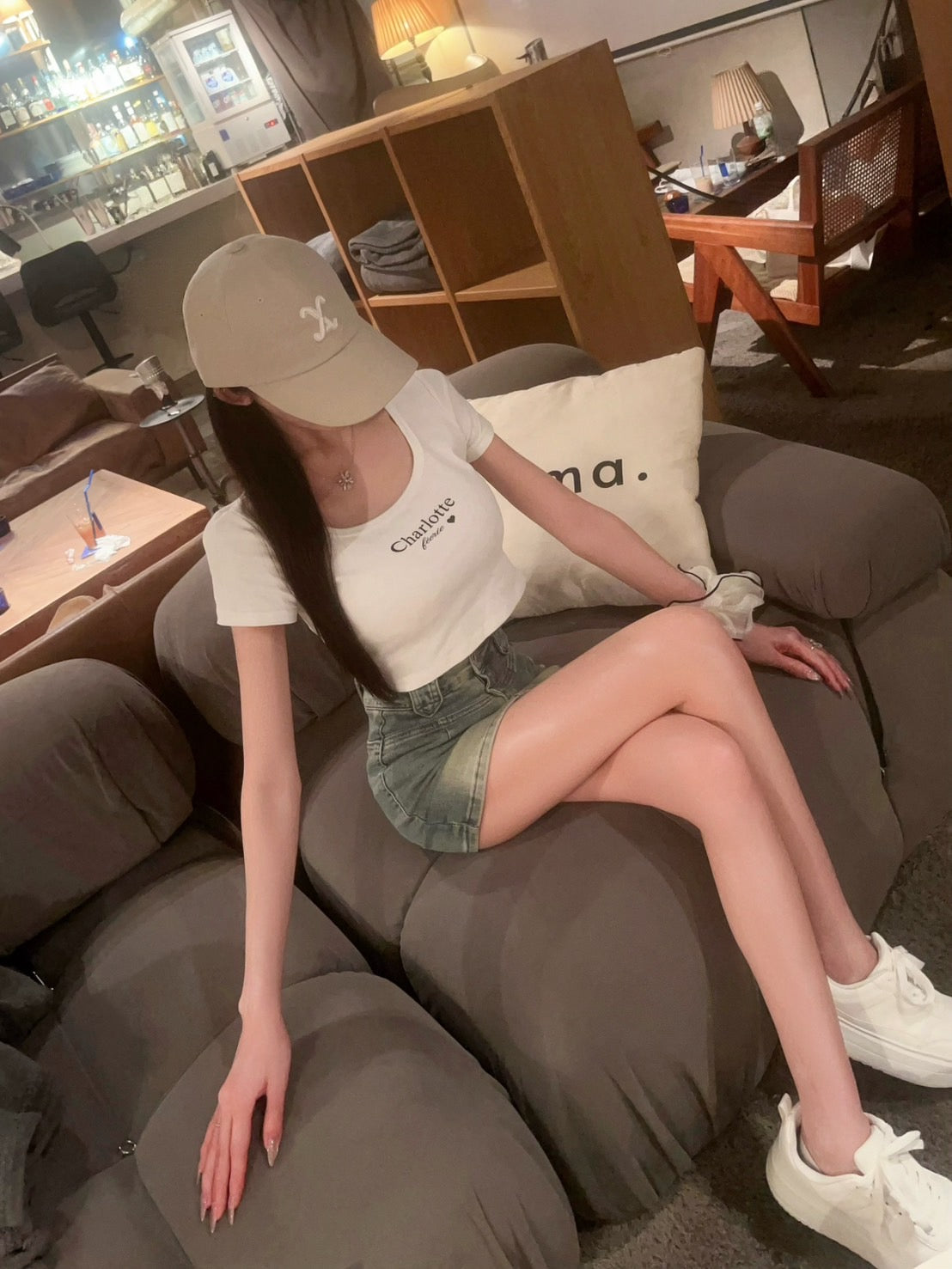 Charlotteクロップド丈Tシャツ （ホワイト）