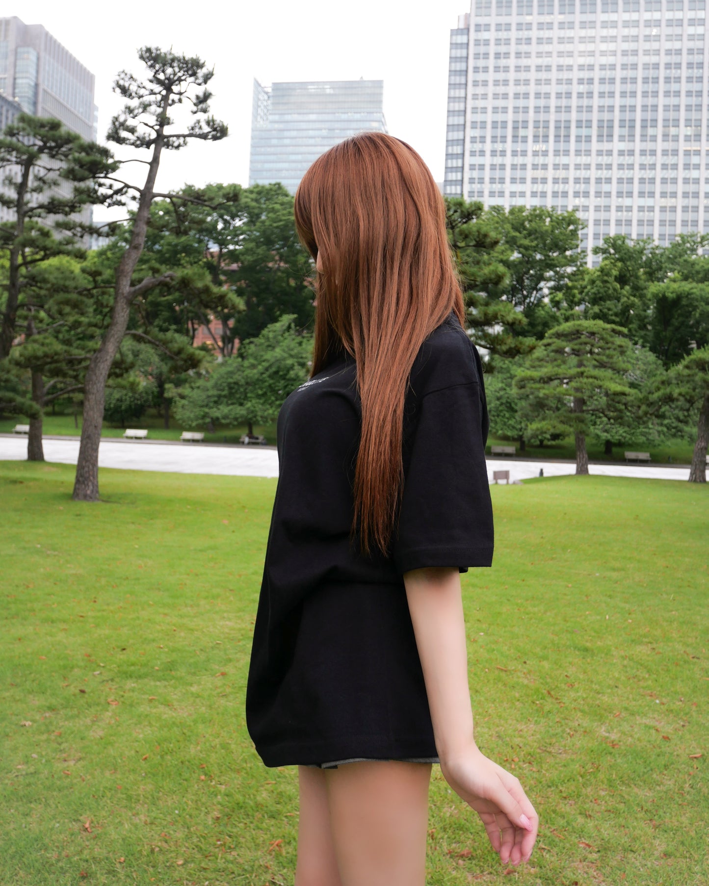 CHARLOTTE ロゴTシャツ
