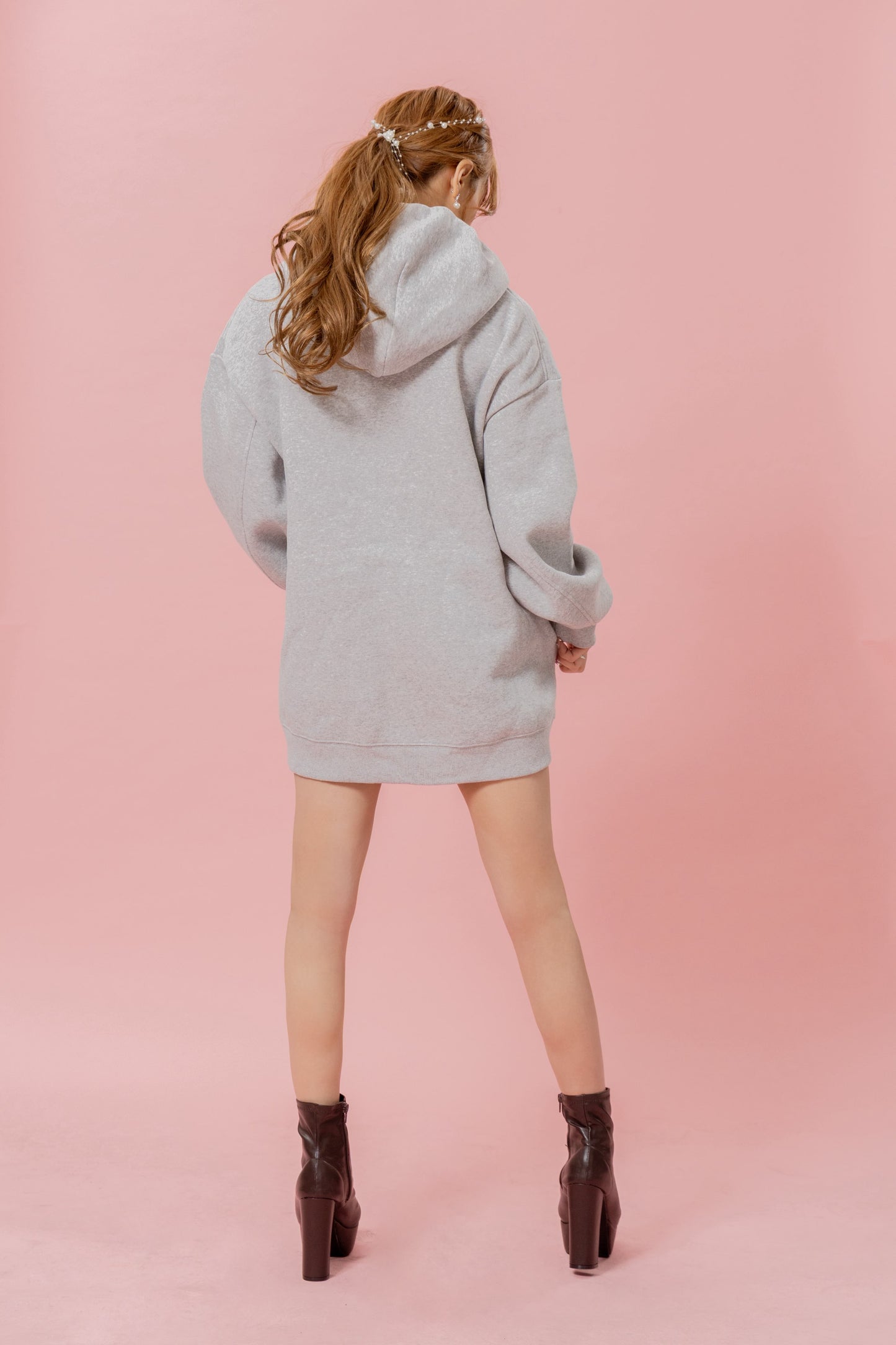 Charlotteロゴパーカー（グレー）　20%OFF