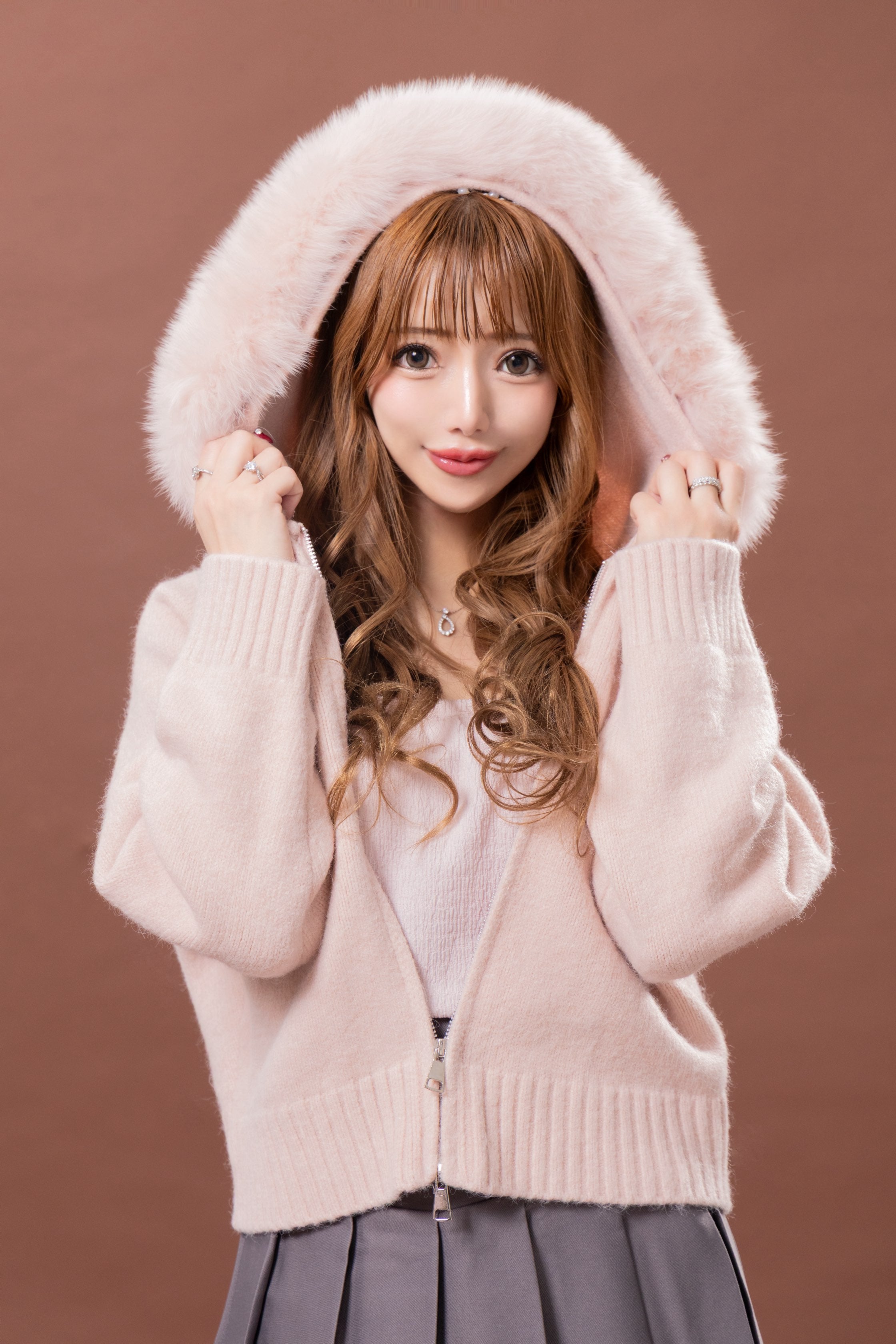 受注販売】 Charlotte ふわふわファーニットカーディガン – Charlotte