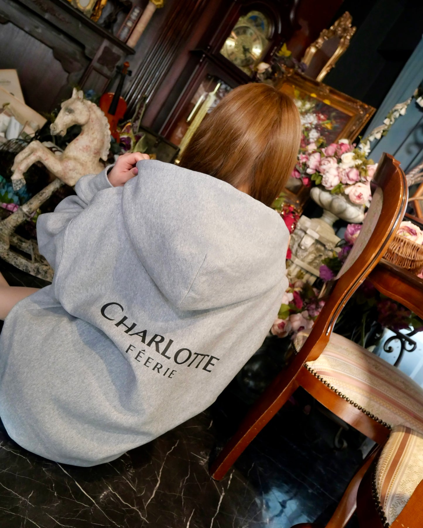 ♡20％OFF♡ Charlotteジップパーカー（グレー）