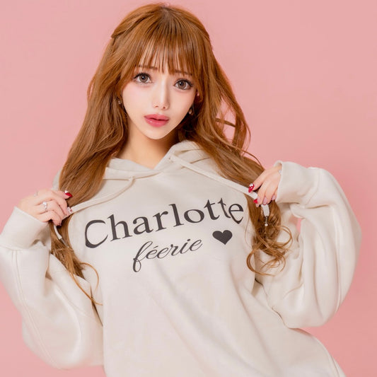Charlotteロゴパーカー（アイボリー）　20%OFF