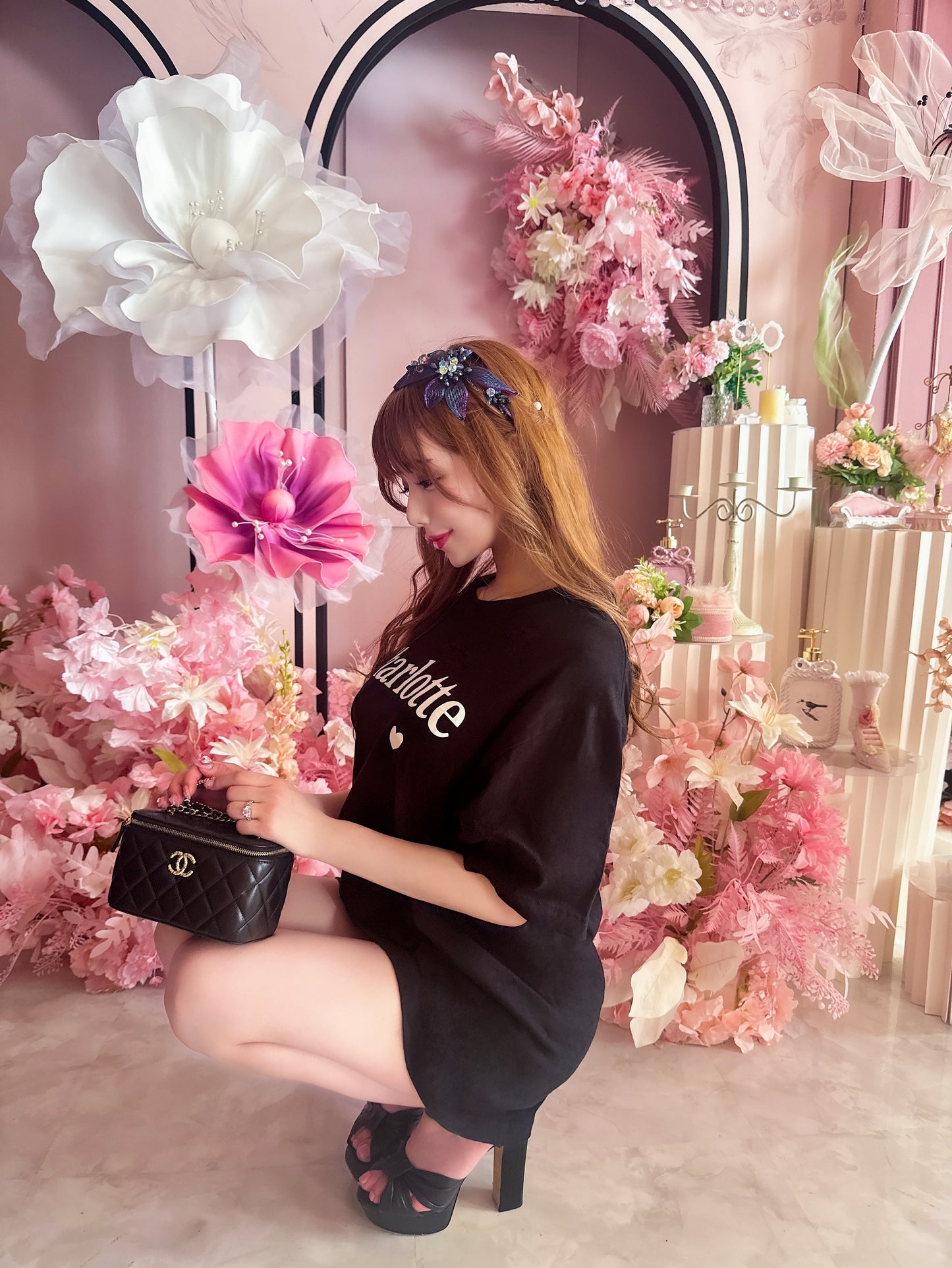 CharlotteロゴTシャツ