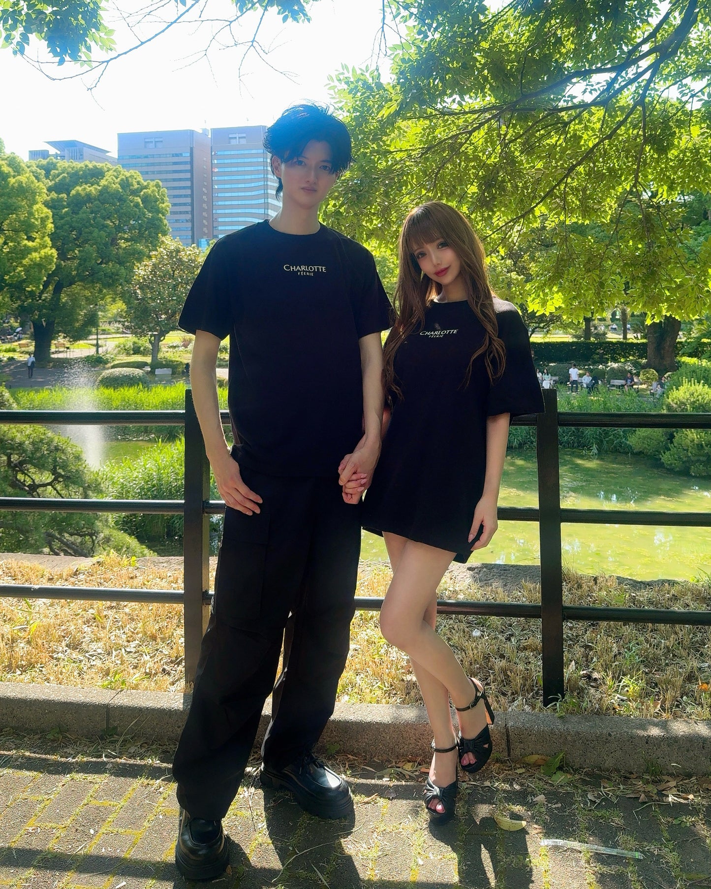 CHARLOTTE ロゴTシャツ