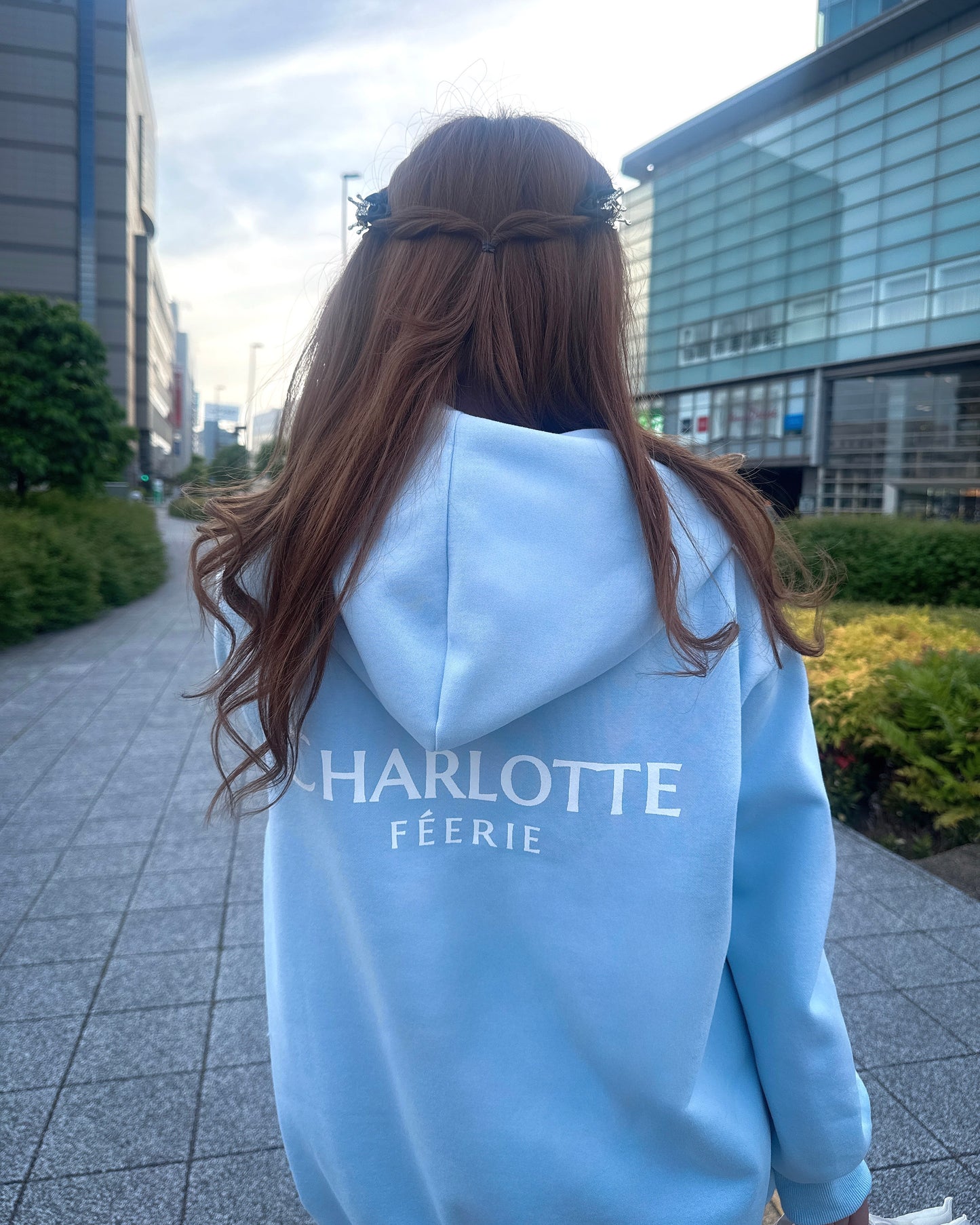Charlotteジップパーカー（フェアリーブルー）