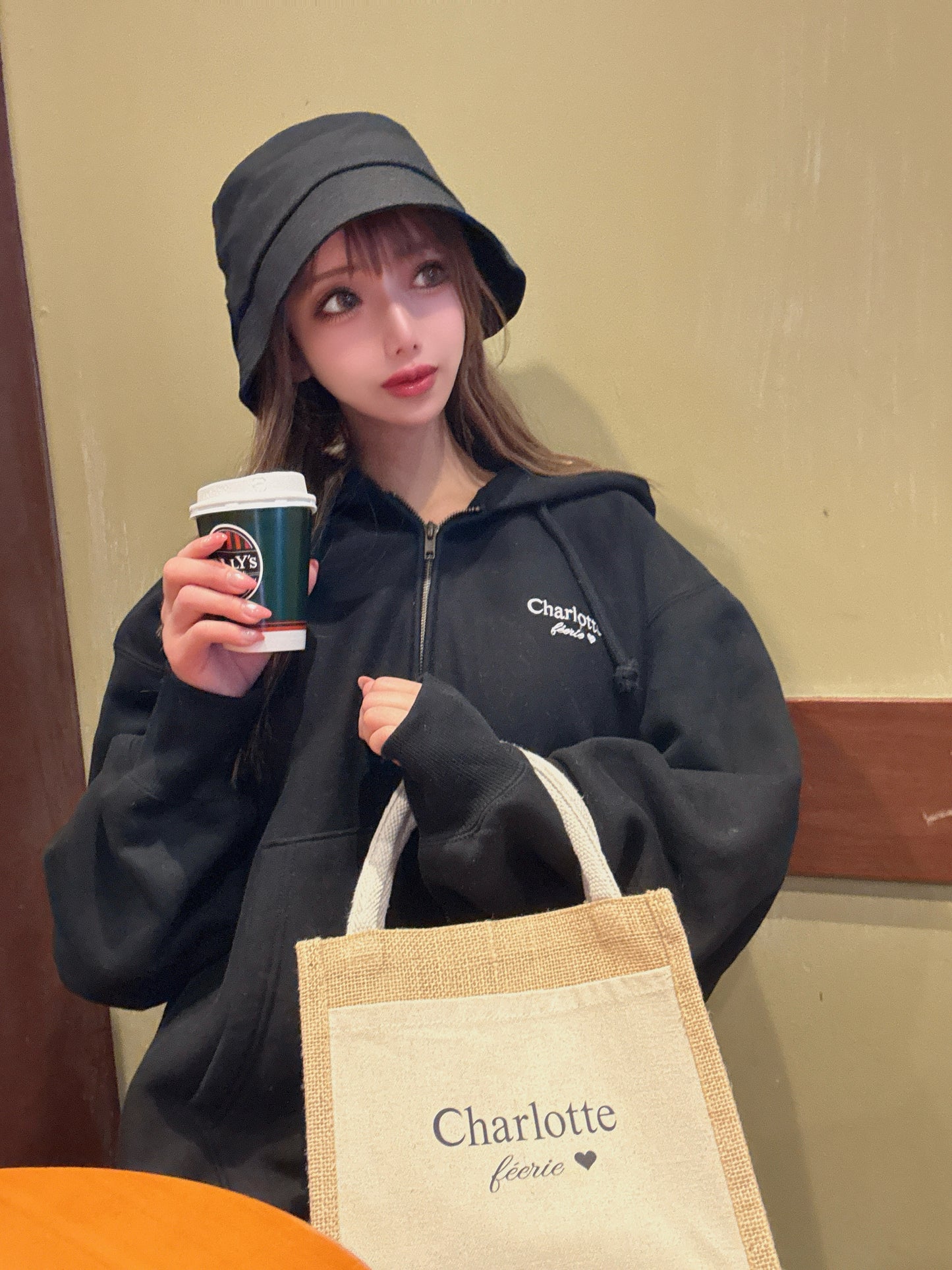 Charlotteジップパーカー（ブラック）