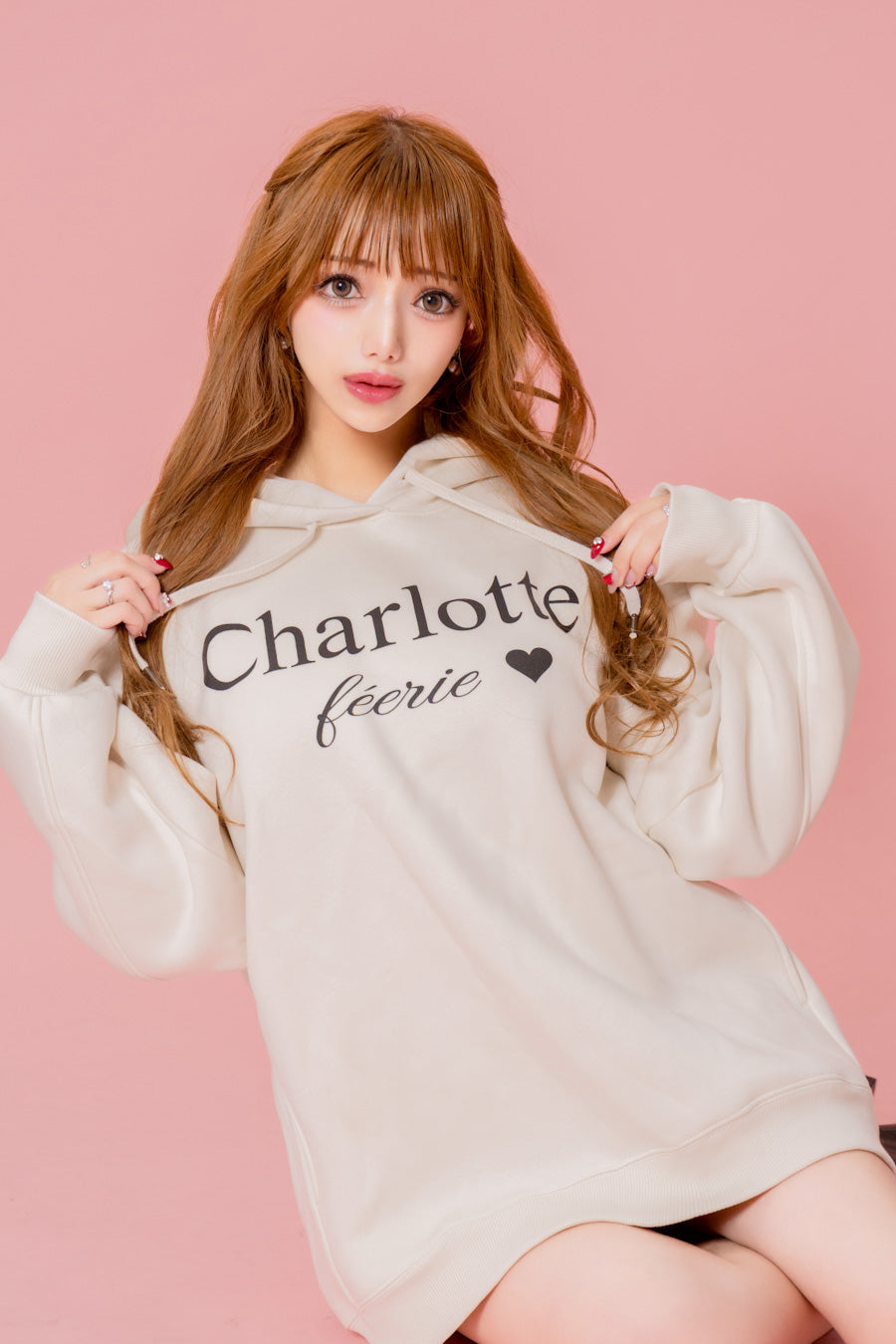 Charlotteロゴパーカー（アイボリー）　20%OFF