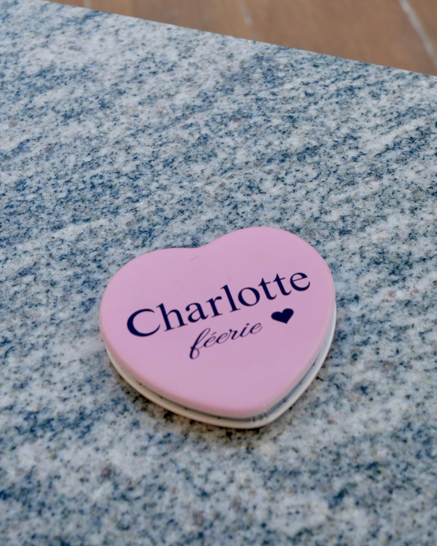 Charlotteハートコンパクトミラー