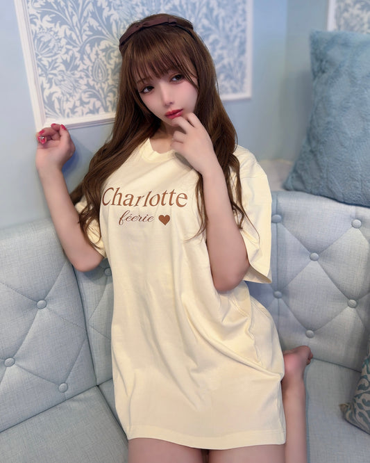 Charlotte ロゴTシャツ（ミルク）