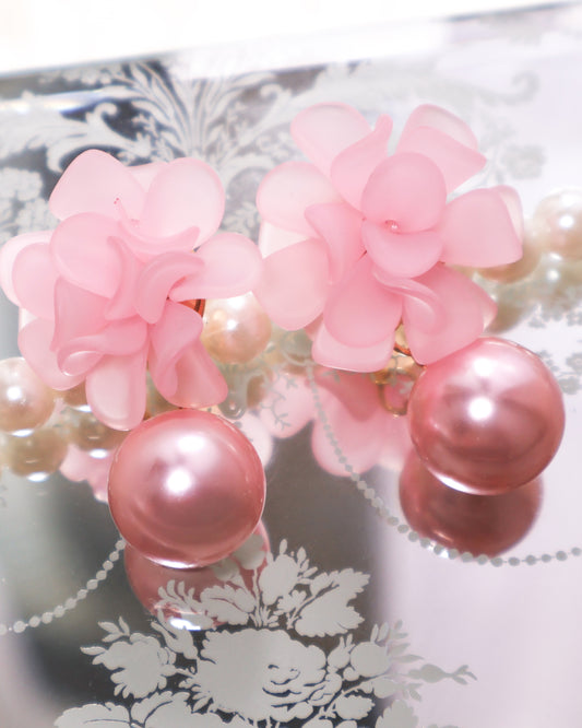 Fleur pétale perleピアス