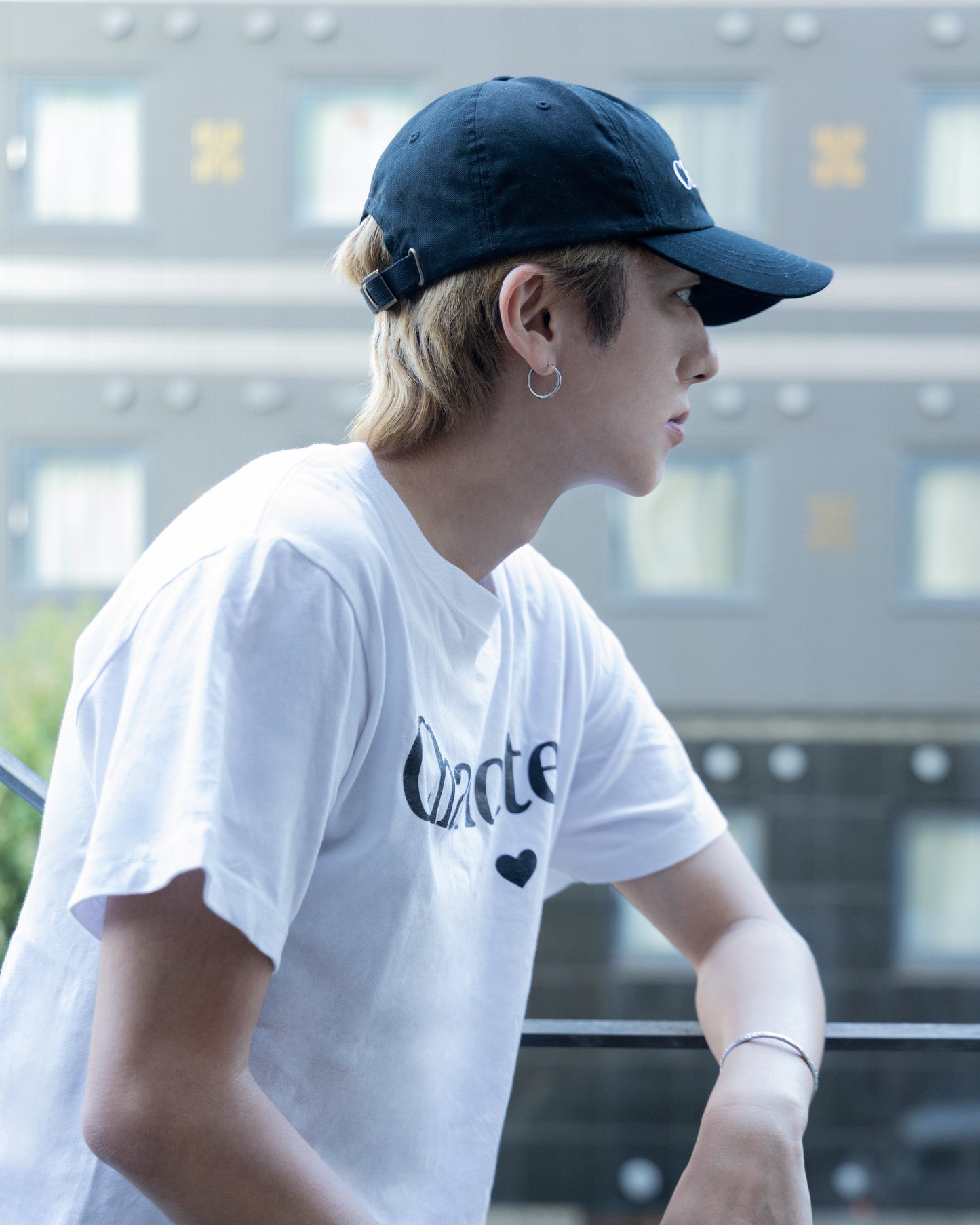 CharlotteロゴTシャツ